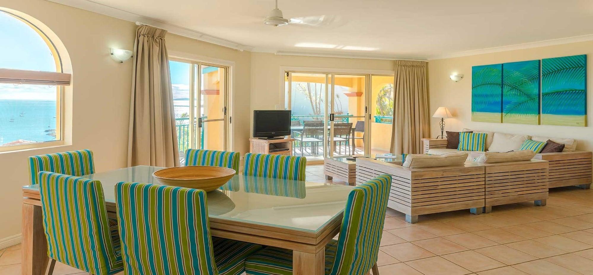 Toscana Village Resort Airlie Beach Exterior photo