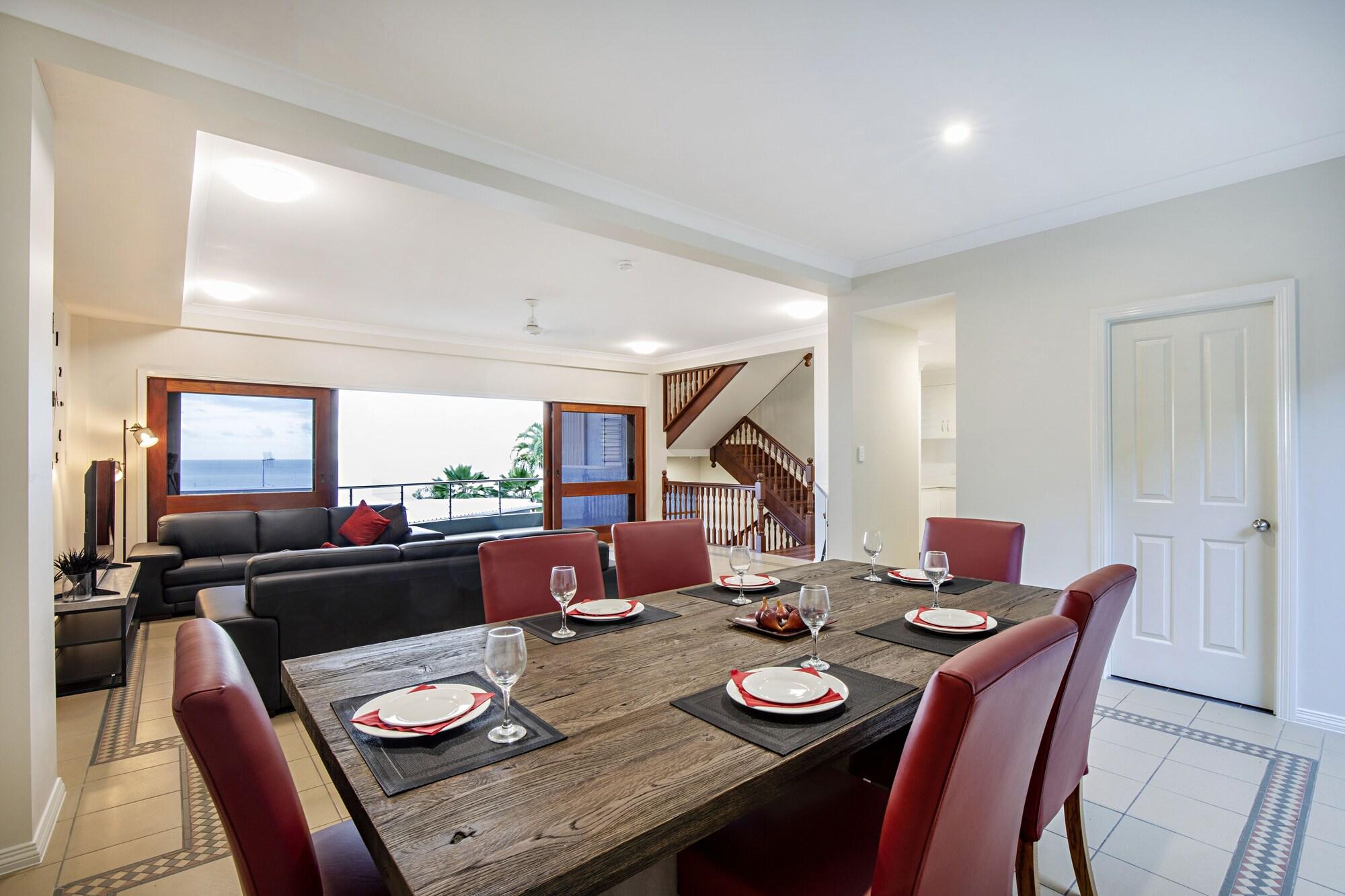 Toscana Village Resort Airlie Beach Exterior photo