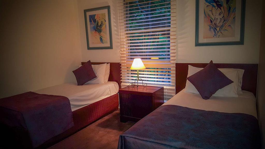 Toscana Village Resort Airlie Beach Exterior photo