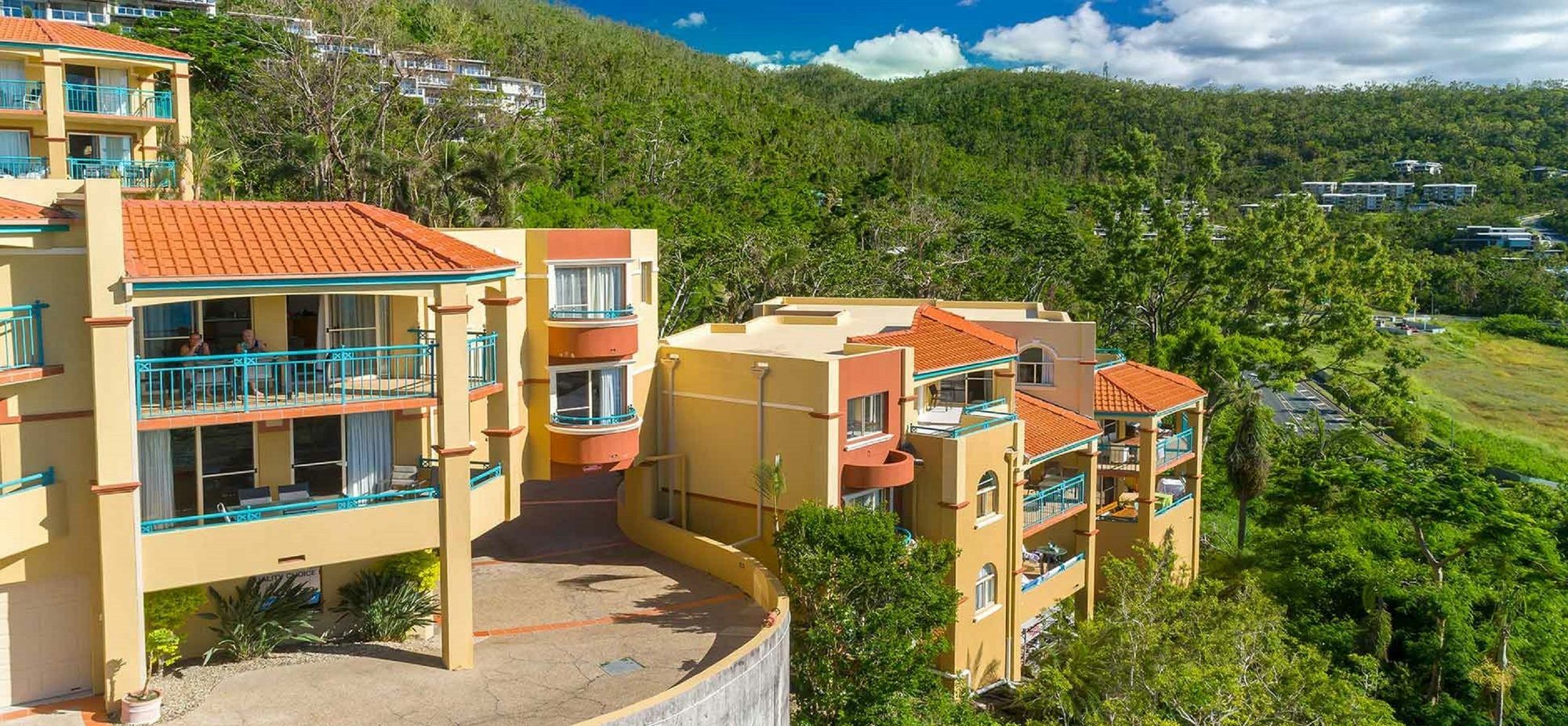 Toscana Village Resort Airlie Beach Exterior photo